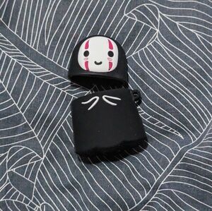 No Face Airpod Case